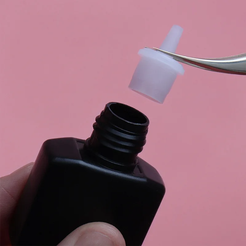 vvocci 20個入り まつげエクステ用接着剤ボトルプラグ - Eyelash Extension Look のレビューと価格